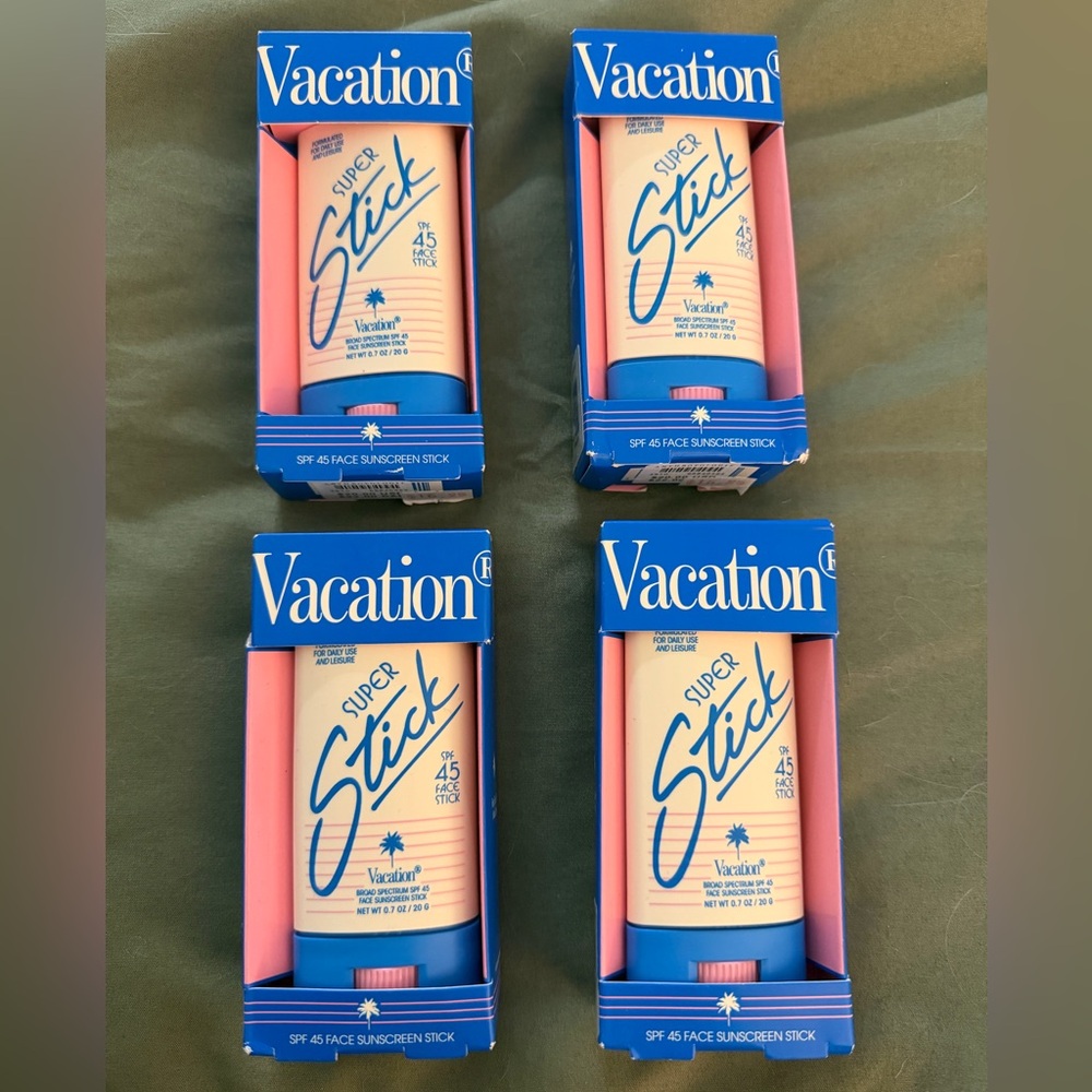 4 Vacation Super Stick SPF 45 Face Sunscreen Stick - Pink/Blue